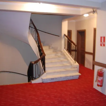 Nil & Alav Hotell Izmir